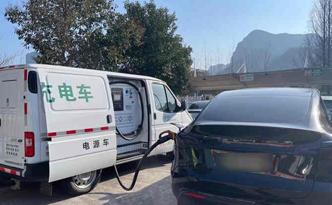 槐荫区汽车搭电