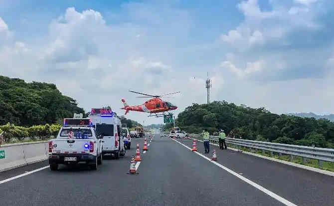 槐荫区高速公路汽车救援案例
